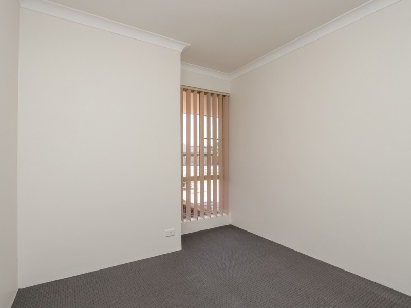 12 Timbercrest Road, Thornlie WA 6108