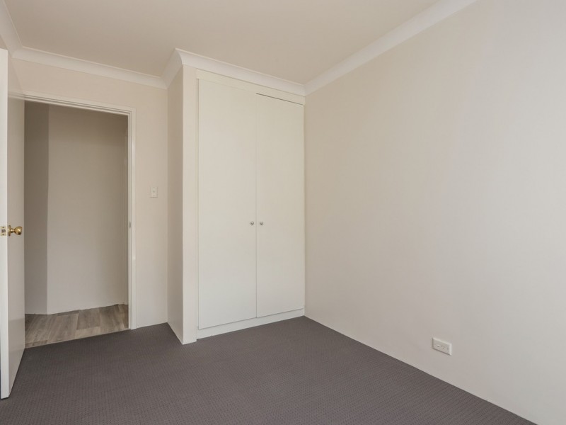 12 Timbercrest Road, Thornlie WA 6108