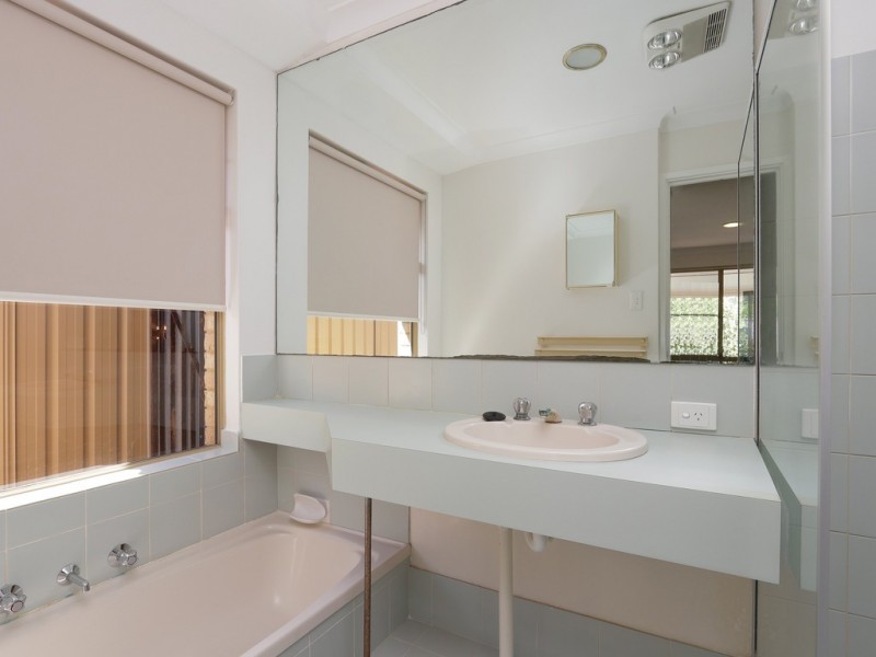 12 Timbercrest Road, Thornlie WA 6108