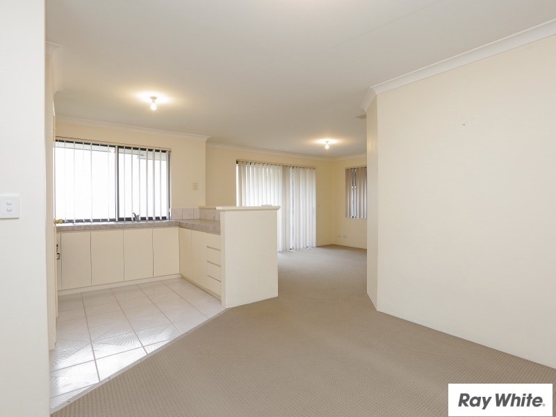 2/21 James Street, Cannington WA 6107