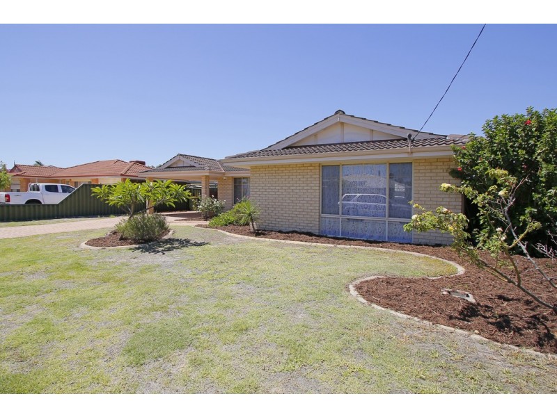 18 Schaffers Place, Thornlie WA 6108