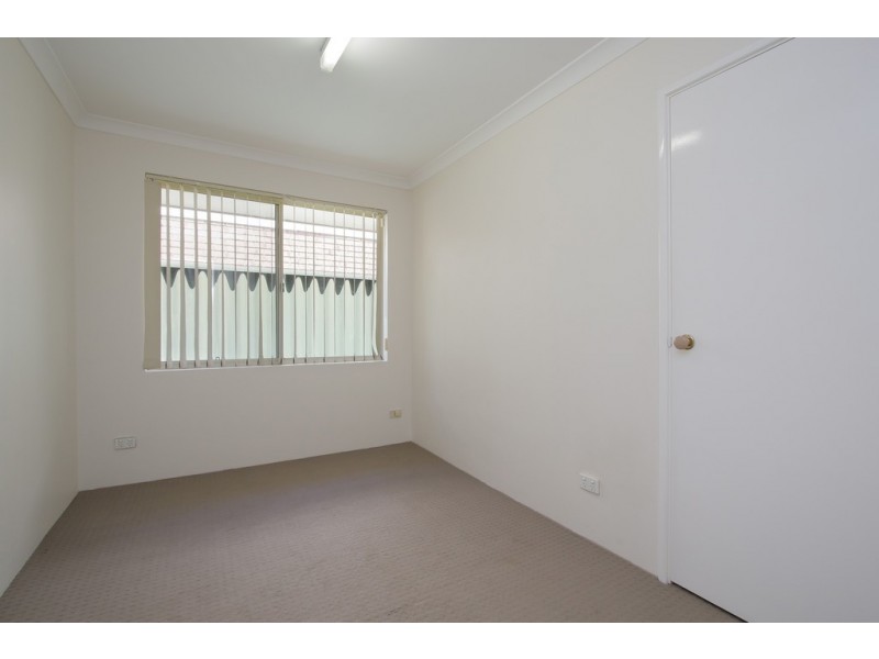 18 Schaffers Place, Thornlie WA 6108