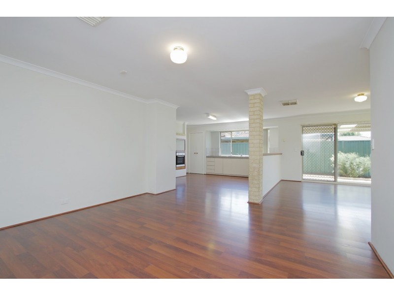 18 Schaffers Place, Thornlie WA 6108