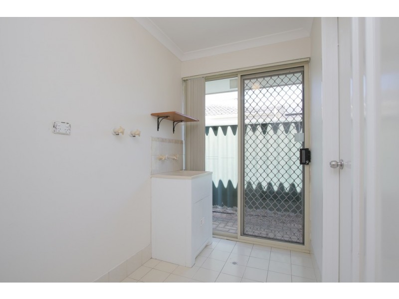 18 Schaffers Place, Thornlie WA 6108