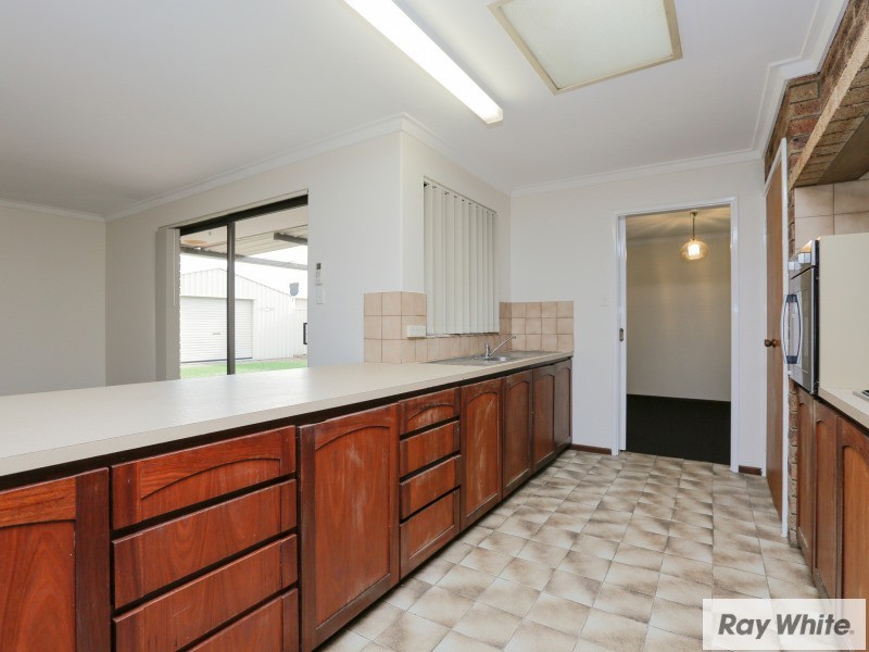 11 Bauer Street, Cannington WA 6107