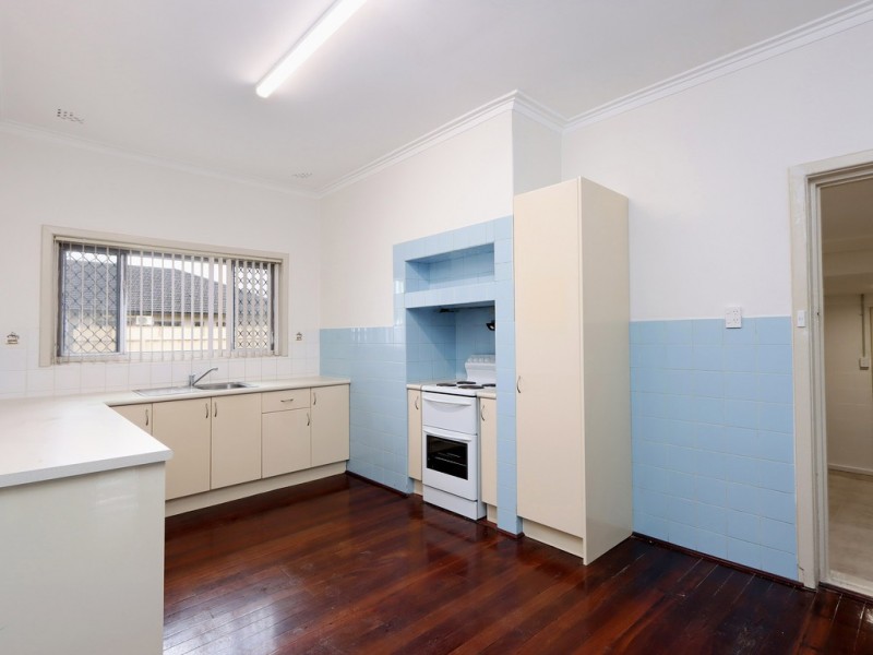 132 Station Street, East Cannington WA 6107