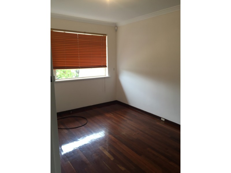 29 Clovelly Crescent, Lynwood WA 6147