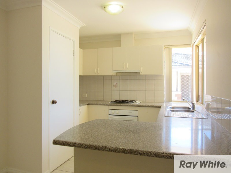 1/28 Stockman Way, Cannington WA 6107