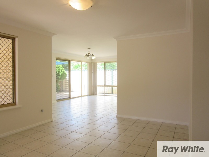 1/28 Stockman Way, Cannington WA 6107