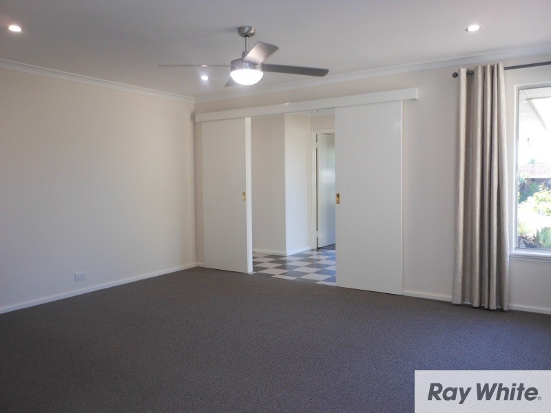 40 Jacobina Way, Forrestfield WA 6058