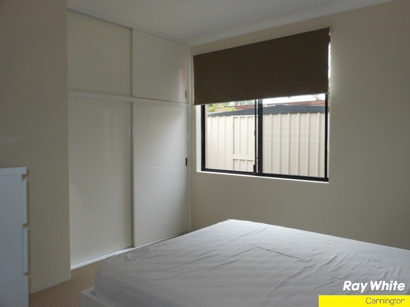 12 Walton Street, Queens Park WA 6107