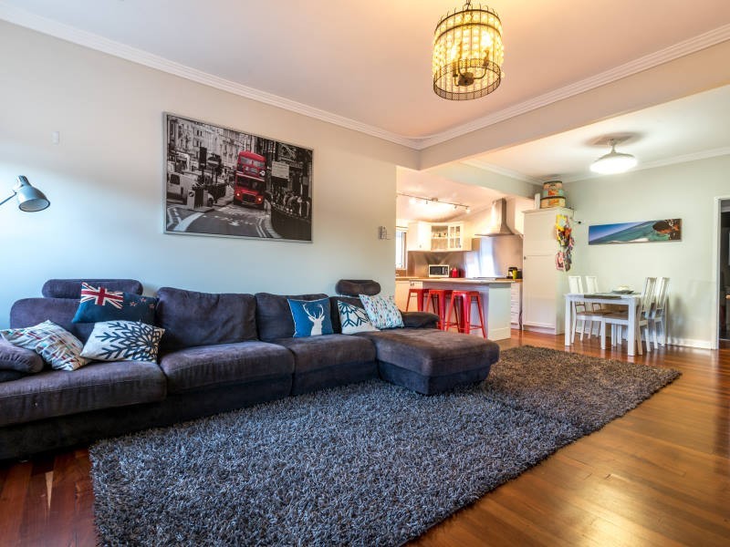 65 Jubilee Street, Beckenham WA 6107