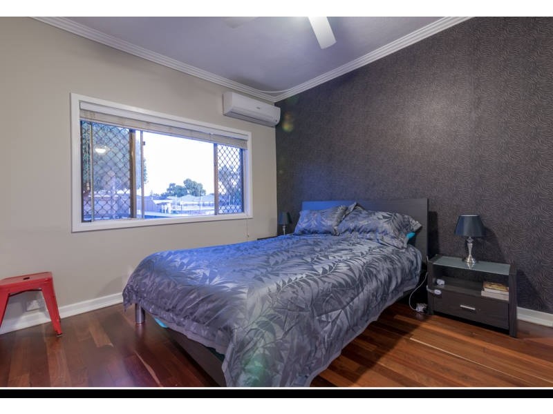 65 Jubilee Street, Beckenham WA 6107