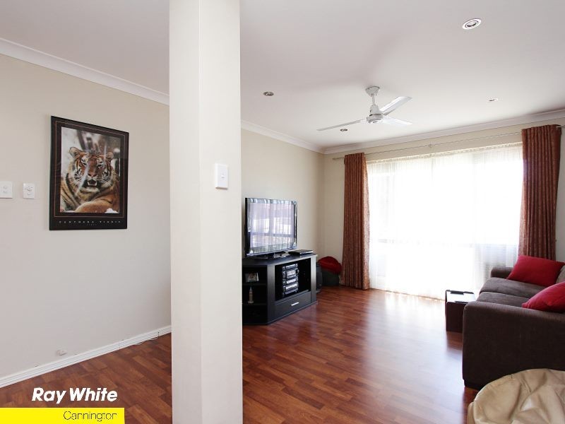 27 Blenny Close, Cannington WA 6107