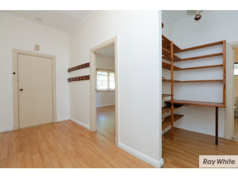 29 Wanaping Road, Kenwick WA 6107