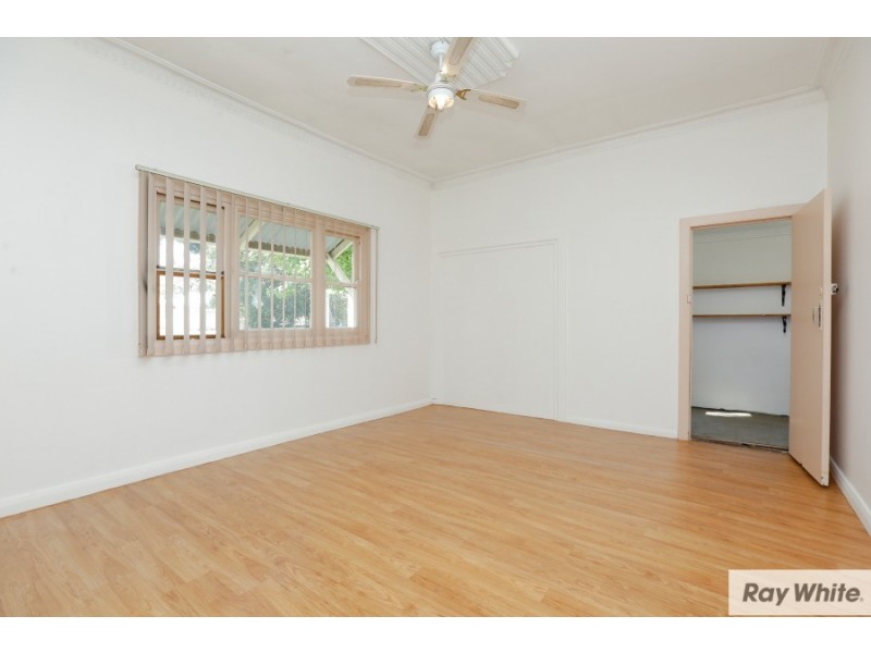 29 Wanaping Road, Kenwick WA 6107