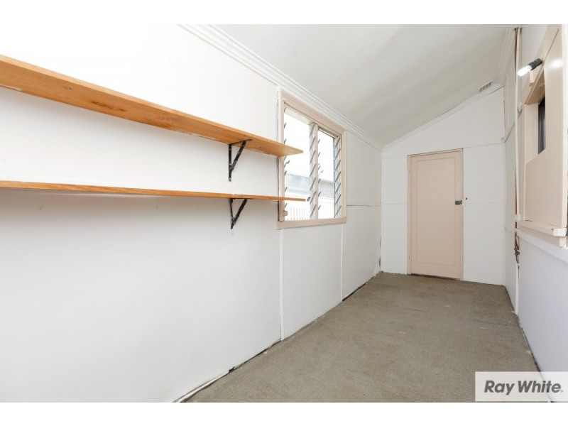 29 Wanaping Road, Kenwick WA 6107
