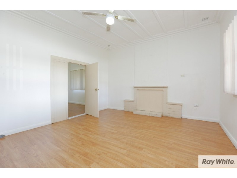 29 Wanaping Road, Kenwick WA 6107