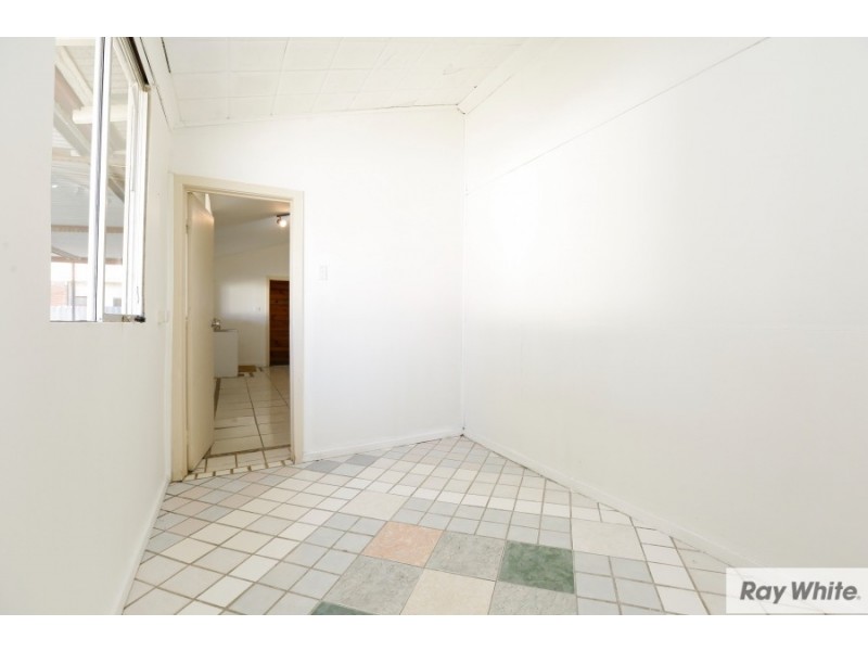29 Wanaping Road, Kenwick WA 6107