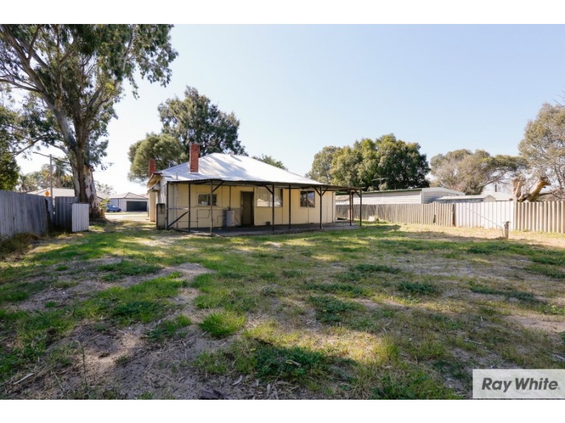 29 Wanaping Road, Kenwick WA 6107
