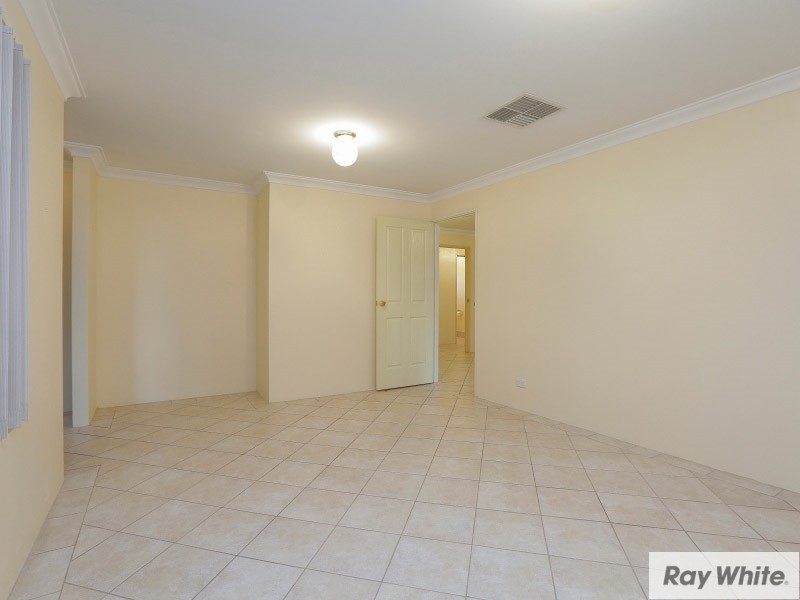 1/347-349 Sevenoaks Street, Cannington WA 6107