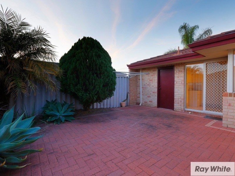 1/347-349 Sevenoaks Street, Cannington WA 6107