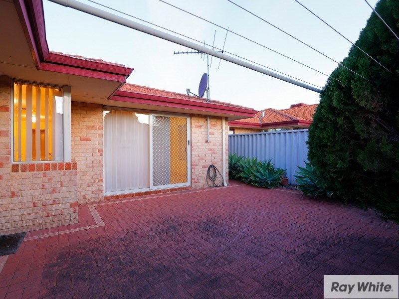1/347-349 Sevenoaks Street, Cannington WA 6107