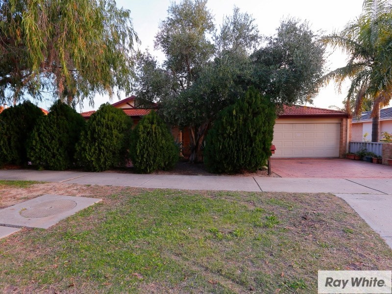 1/347-349 Sevenoaks Street, Cannington WA 6107