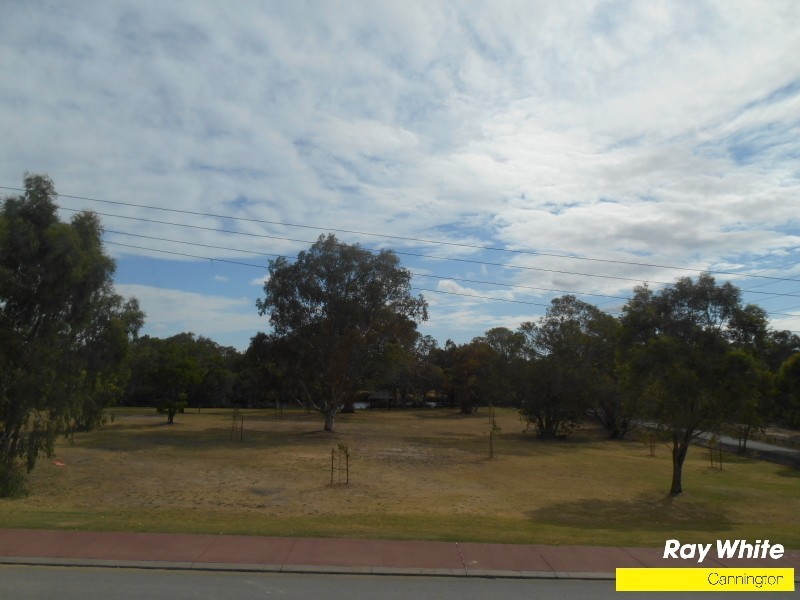 44 Marriamup Street, Cannington WA 6107