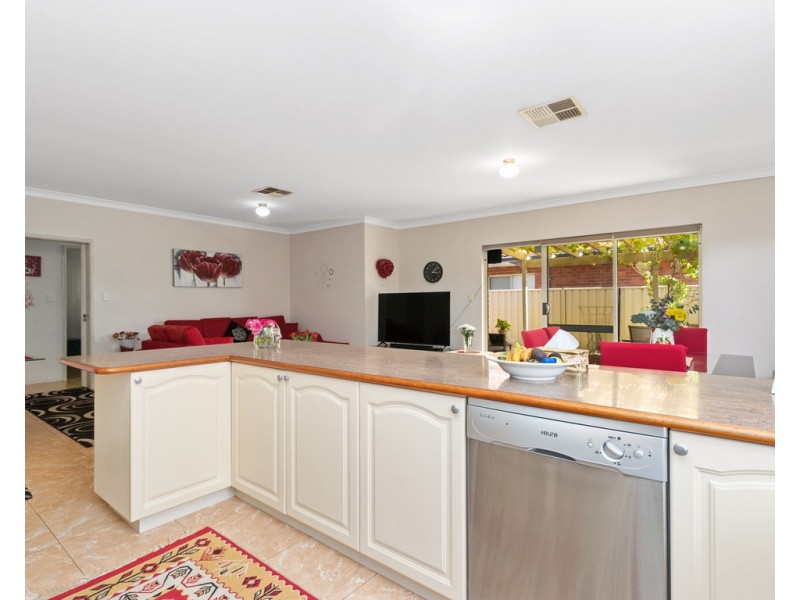 5 Bradford Street, Cannington WA 6107