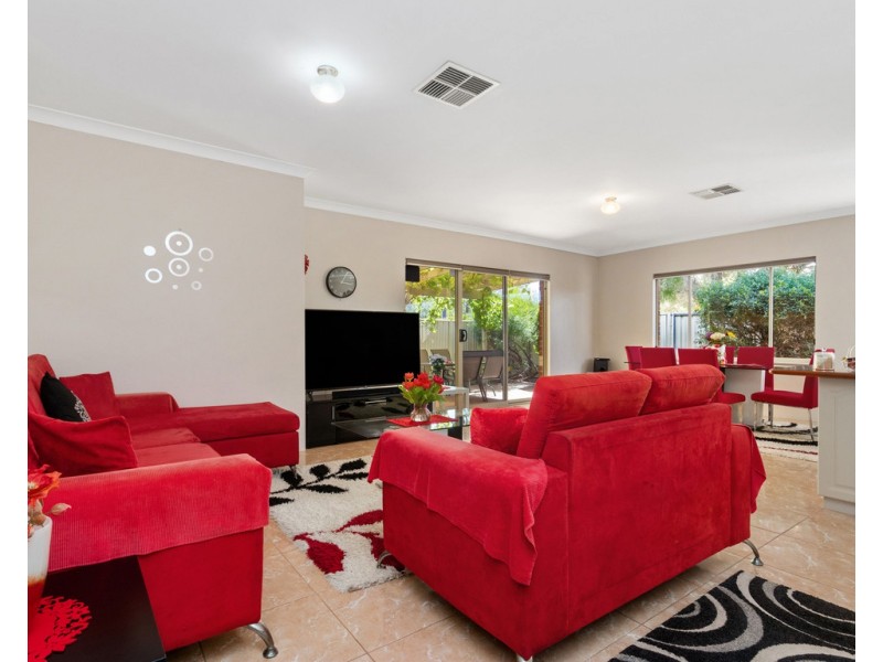 5 Bradford Street, Cannington WA 6107