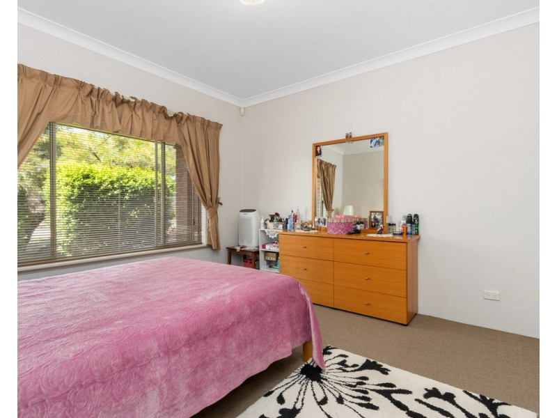 5 Bradford Street, Cannington WA 6107