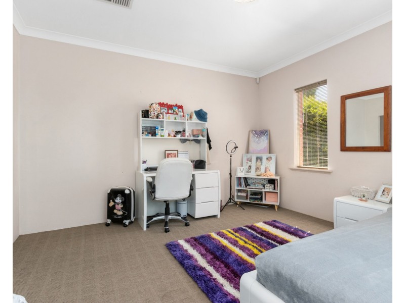 5 Bradford Street, Cannington WA 6107