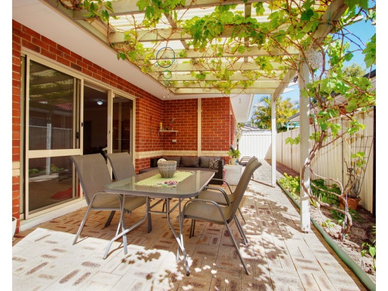 5 Bradford Street, Cannington WA 6107
