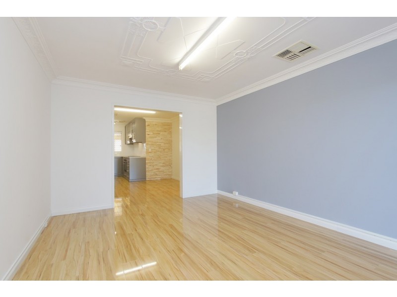 12 Eves Place, Cannington WA 6107