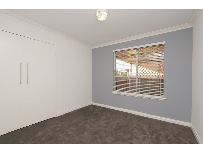 12 Eves Place, Cannington WA 6107