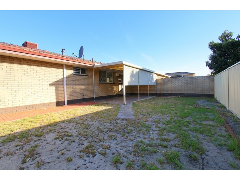 12 Eves Place, Cannington WA 6107
