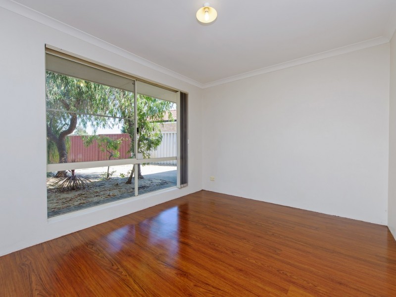 23 Lansing Street, Queens Park WA 6107