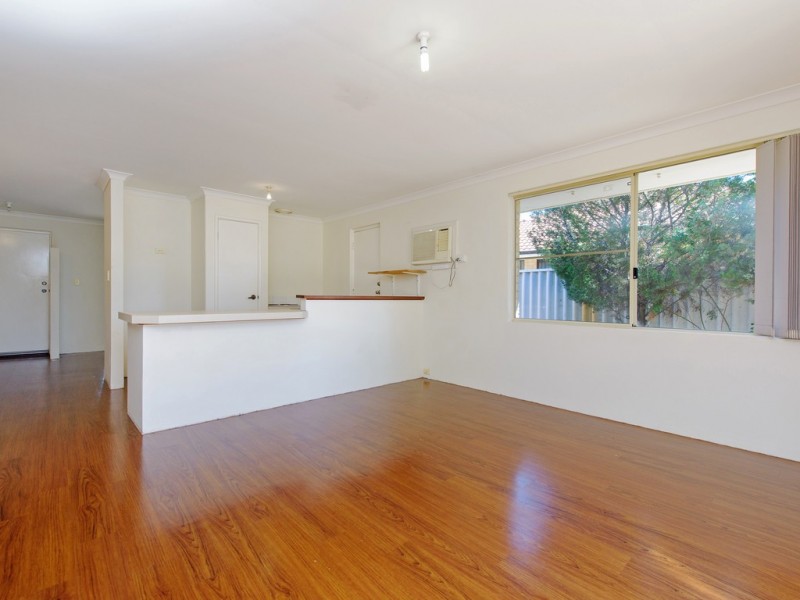 23 Lansing Street, Queens Park WA 6107