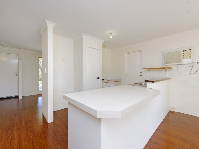 23 Lansing Street, Queens Park WA 6107