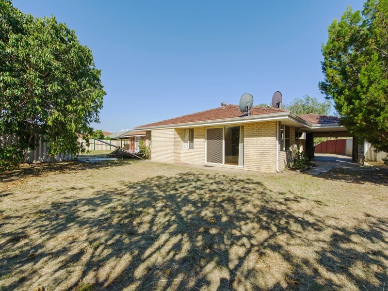 23 Lansing Street, Queens Park WA 6107