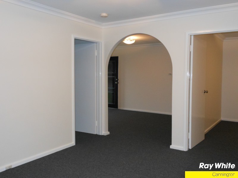 2a Leslie Street, Cannington WA 6107