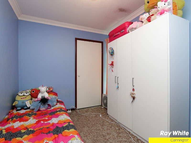 31 Dealy Close, Cannington WA 6107