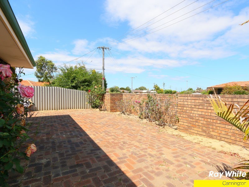 31 Dealy Close, Cannington WA 6107