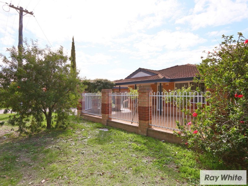 2/38 Woodloes Street, Cannington WA 6107