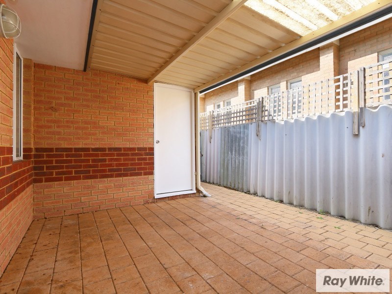 2/38 Woodloes Street, Cannington WA 6107