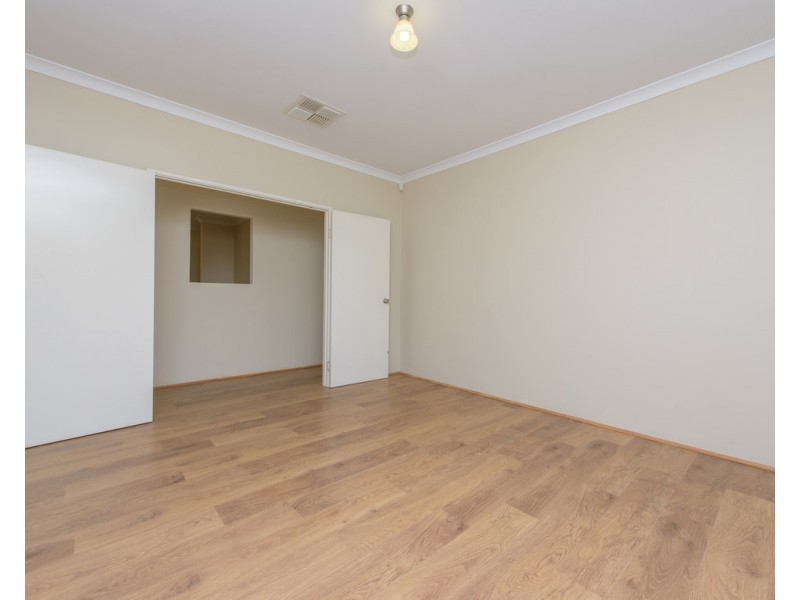 39 Fitzroy Street, Queens Park WA 6107