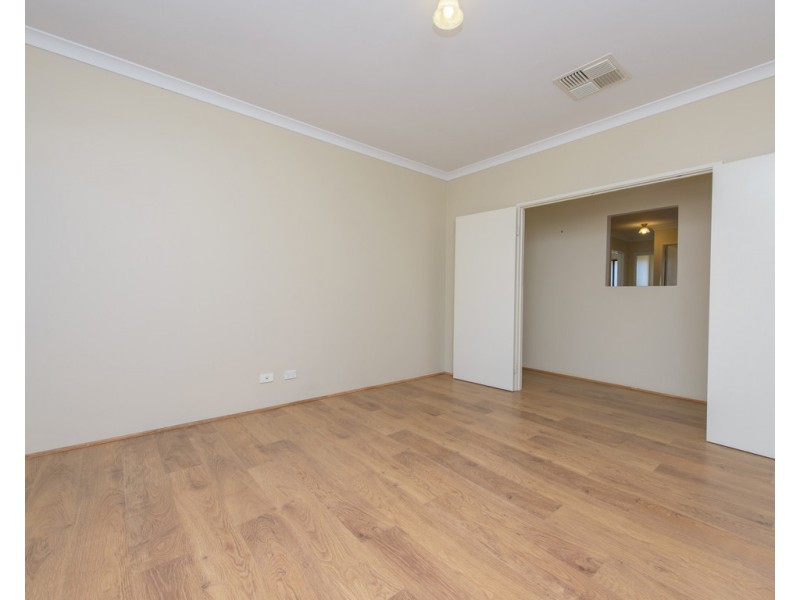 39 Fitzroy Street, Queens Park WA 6107