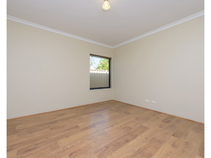 39 Fitzroy Street, Queens Park WA 6107