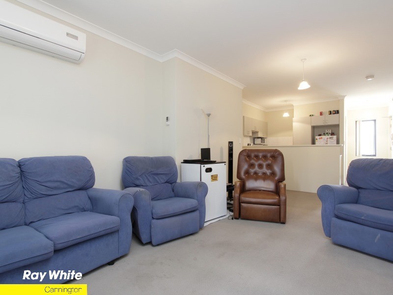 9/17 Southdown Place, Thornlie WA 6108